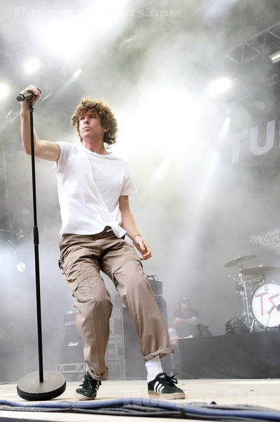 TURNSTILE - 2023-08-25 - SAINT CLOUD - Domaine National - Scene de la Cascade - Brendan Yates